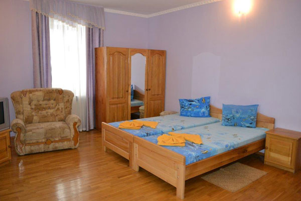 Отель Крым,Апартаменты 2-местные 1-комнатные 2-местный с доп.местом