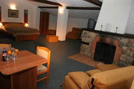 Отель COUNTRY RESORT,Люкс Кантри с камином