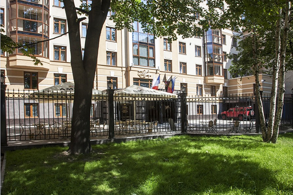 Гостиница Aglaya Hotel & Courtyard,