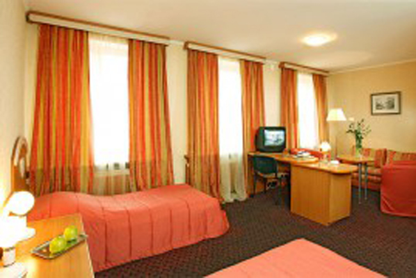 Гостиница Москва Студия с двумя отдельными кроватями