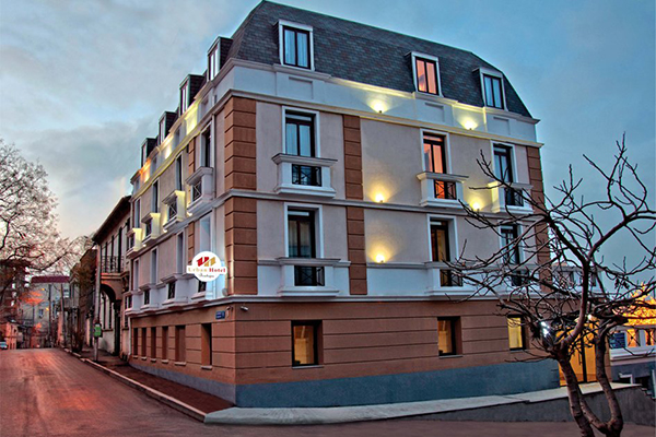 Отель Urban Boutique Hotel ,фасад