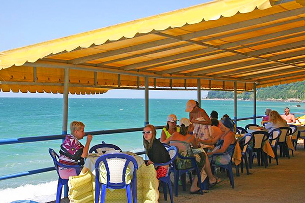 Санаторий Янтарь,Кафе на пляже