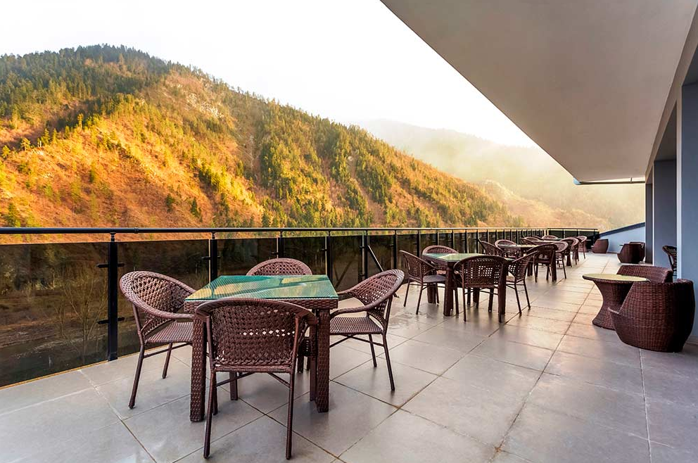 Отель Rixos Borjomi,терасса