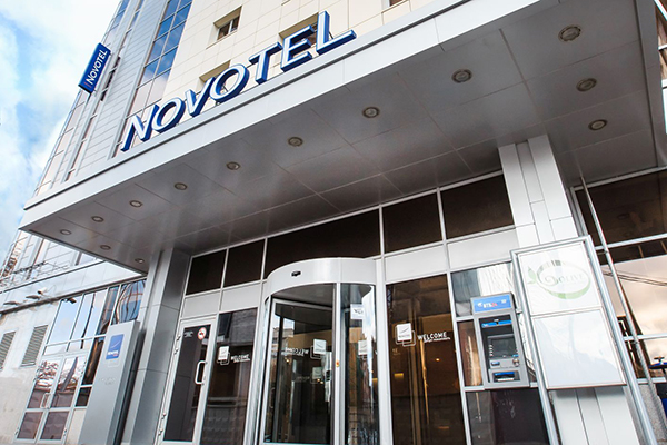 Гостиница Novotel,Фасад