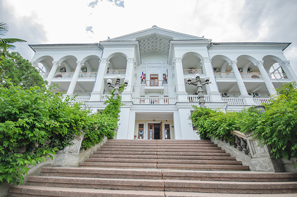 Пансионат Севастополь (ex. ТММ-Ялта),Внешний вид (корпус 1)