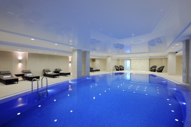 Отель MARRIOTT,бассейн