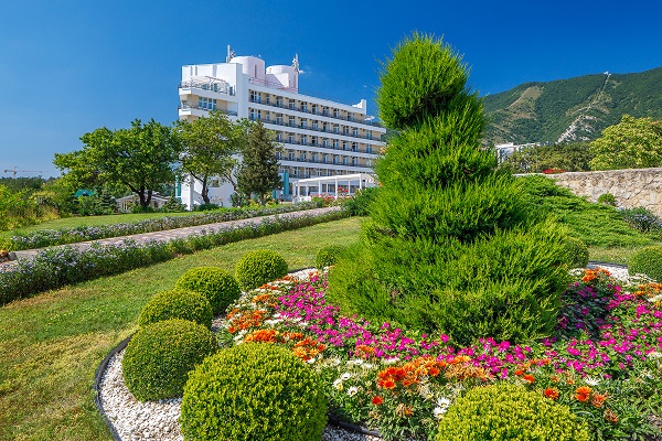 Отель Alean Family Resort & SPA Biarritz (Биарриц (ex. Сосновая роща)) ,Территория