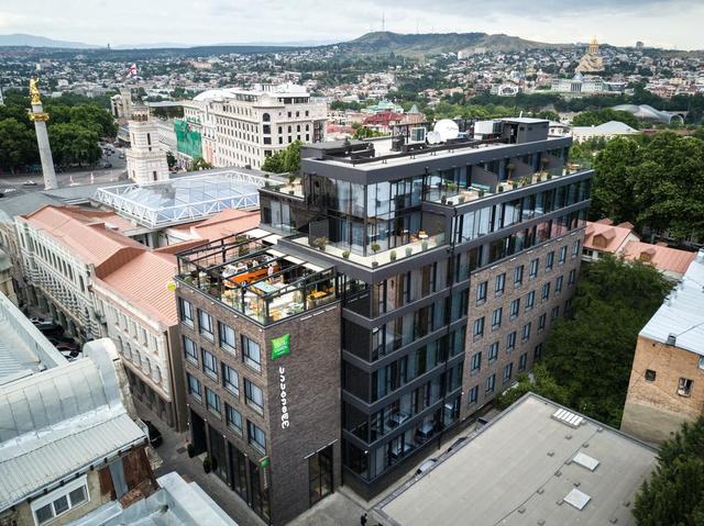 Отель Ibis Styles Hotel Tbilisi,