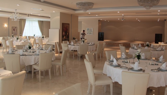 Отель Qafqaz Sport Resort Hotel (Qabala),