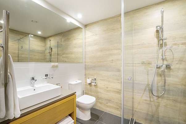 Отель Green Flow,Bathroom Grand Premier & Superior