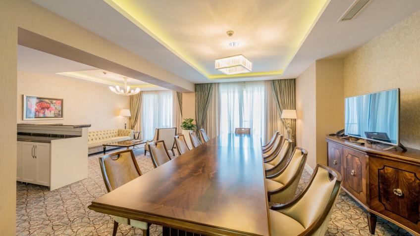 PRESIDENTIAL SUITE, фото 1