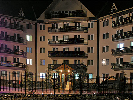 Гостиница Снежный Барс ,Внешний вид