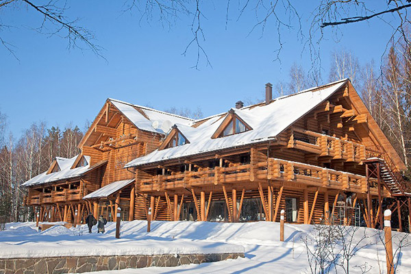 Гостиничный комплекс Романов лес,Территория зимой