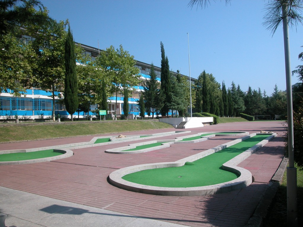 Спорт площадка, гольф