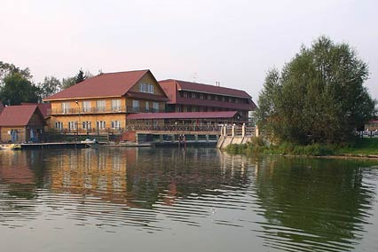 Загородный отель Медвежьи озера,Внешний вид