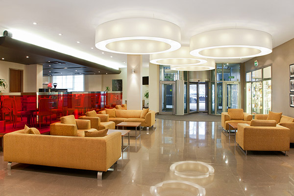 Гостиница Holiday Inn Лесная,Холл