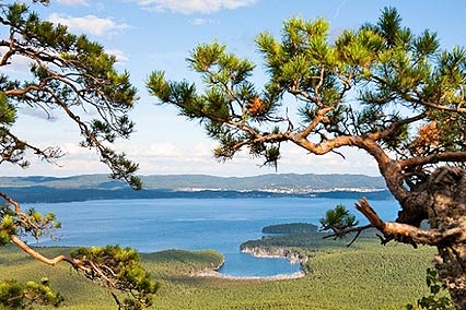 Клуб-отель Золотой пляж,Вид на Тургояк