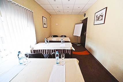 Комната для переговоров «Павловск»